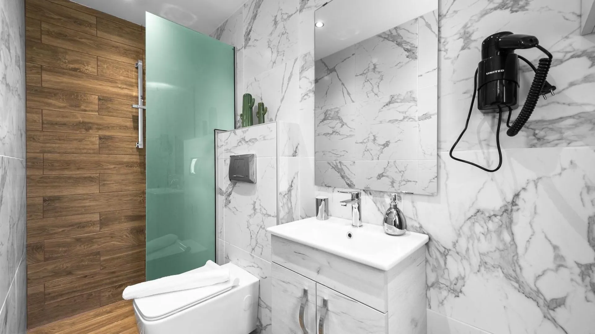 Denizen Studios And Apartments, Nilie Hospitality Mgmt Thessaloniki