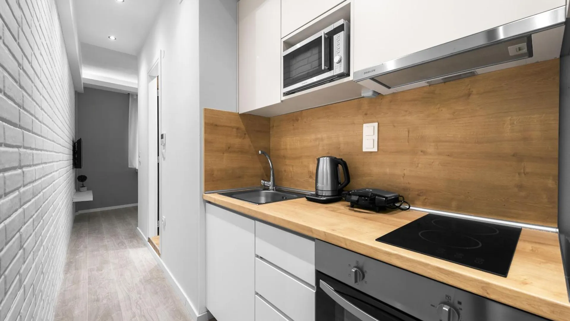 Denizen Studios And Apartments, Nilie Hospitality Mgmt Thessaloniki Apartment